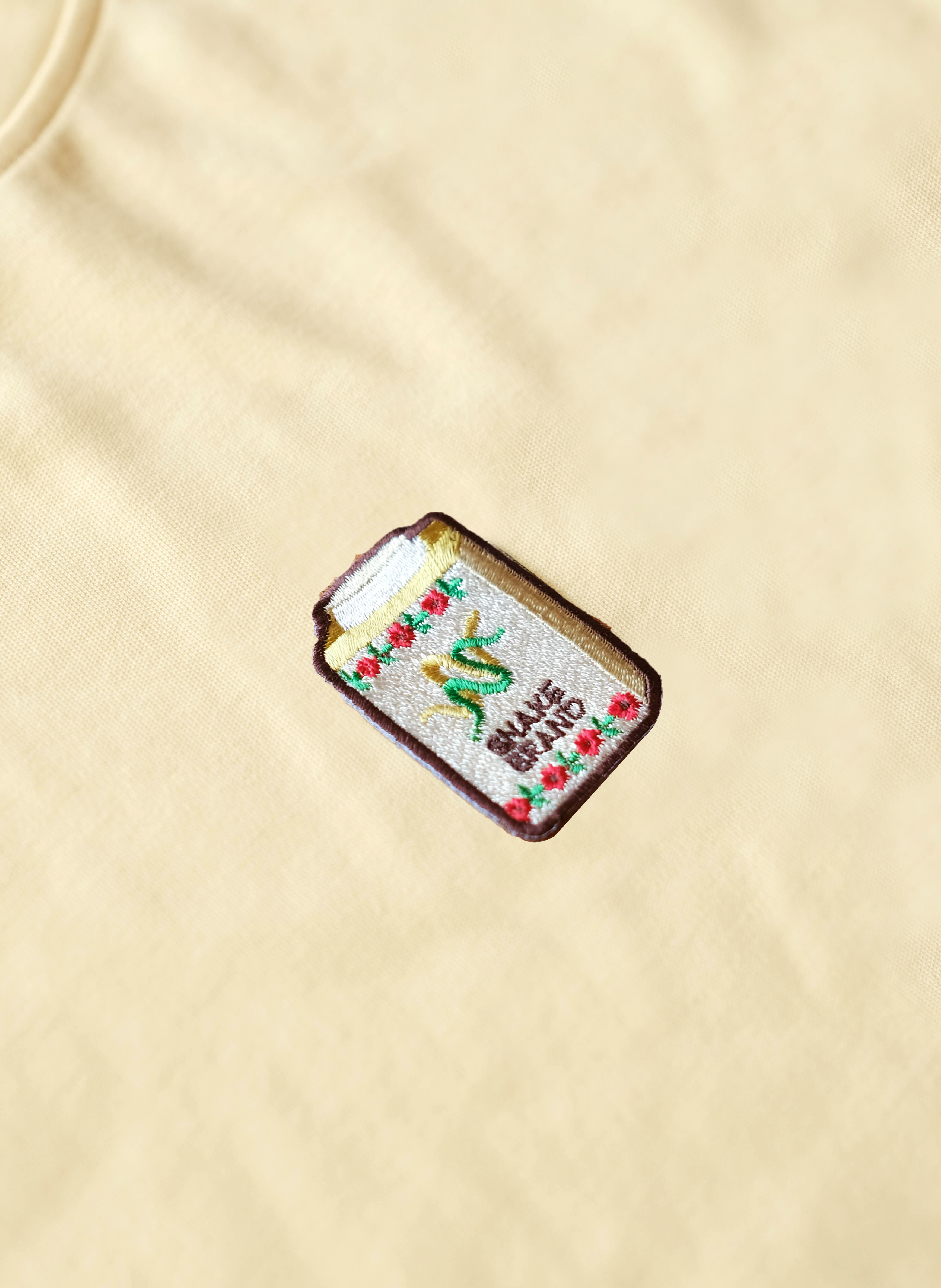 Snake Brand Powder Embroidery Tee (BEIGE)
